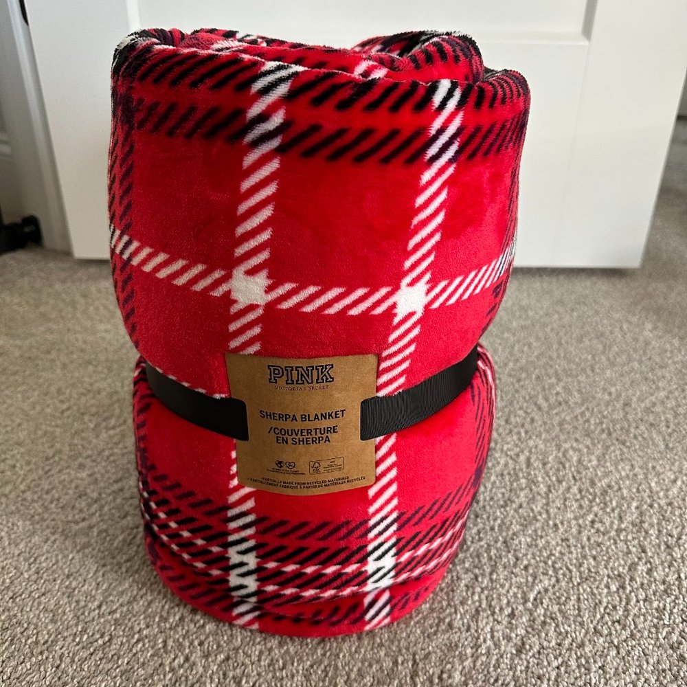 Victoria's Secret Pink Sherpa Blanket